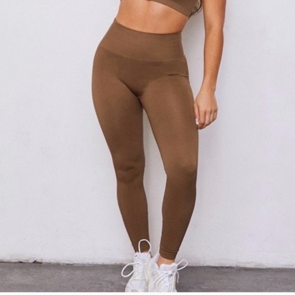 SET Active Pants - SET Active Penny Brown Seamless Sculptflex Ribbed Leggings S